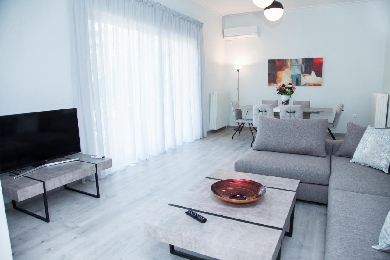 Sunny And Minimal Apt In Glyfada With 3 Bdrm Athen Eksteriør bilde