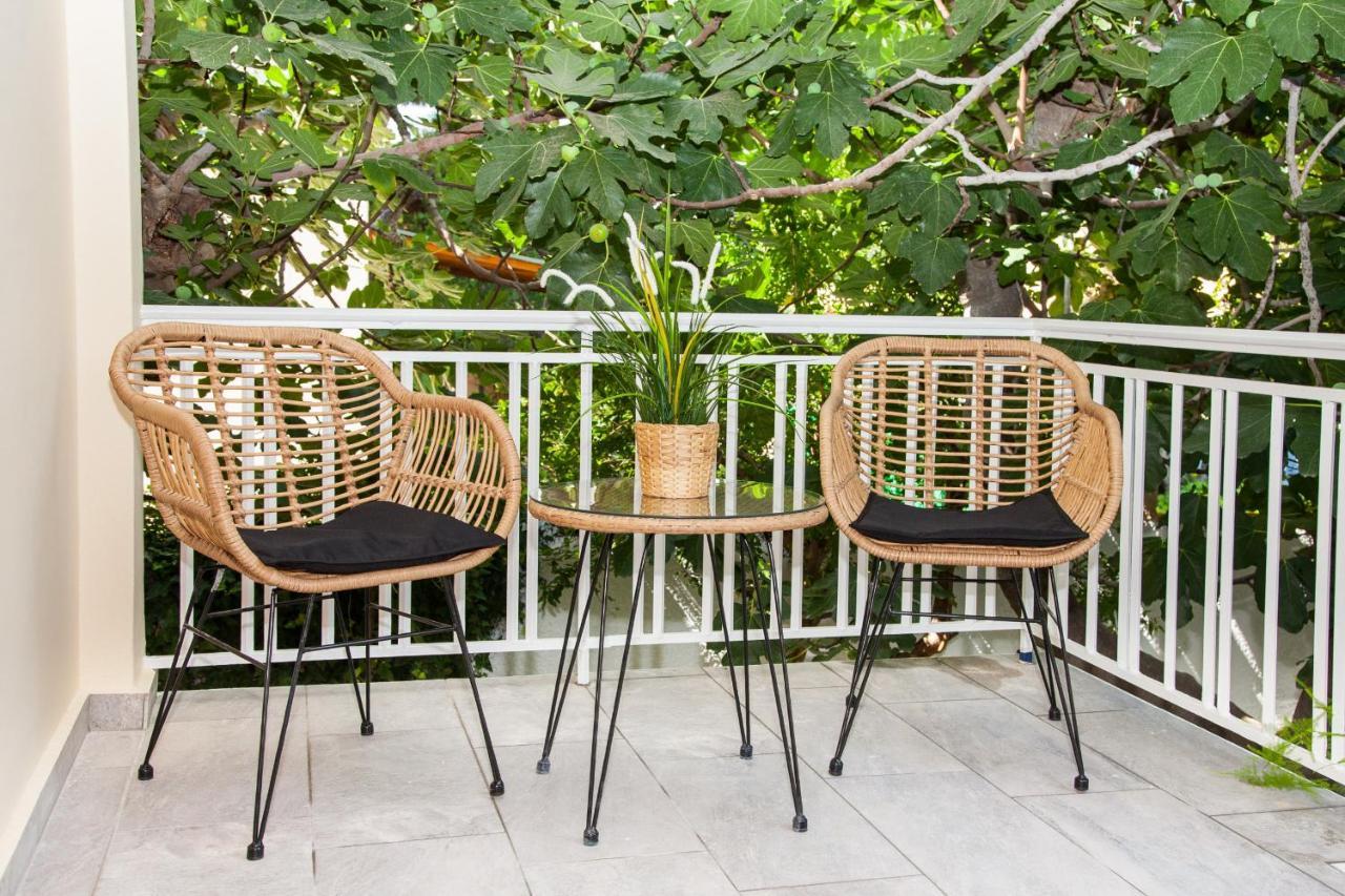 Sunny And Minimal Apt In Glyfada With 3 Bdrm Athen Eksteriør bilde